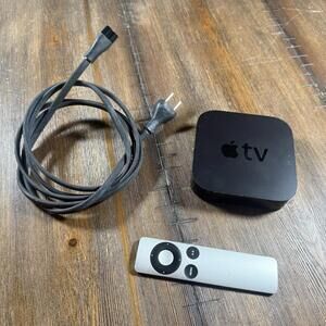 AppleTV A1469 HD Digital Media Streamer - Black (3rd Generation) With Remote